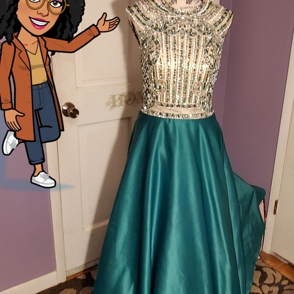 Ashley Allan - Picture 4 of 7